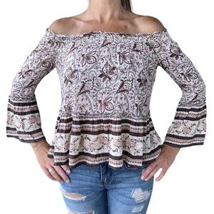 AMERICAN EAGLE OUTFITTERS | Floral Embroidered Blouse Off the Shoulder Peplum XS